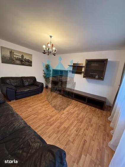 Apartament cu 3 camere decomandat, mobilat în Lacul Tei