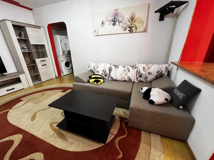 Apartament cu 2 camere semidecomandat în Exterior Vest