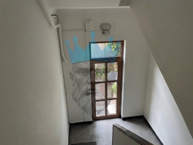 Apartament cu 2 camere semidecomandat, mobilat în Floreasca