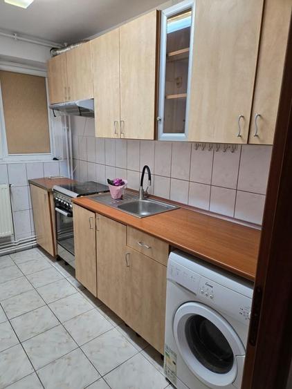 Apartament cu 2 camere decomandat în Exterior Vest