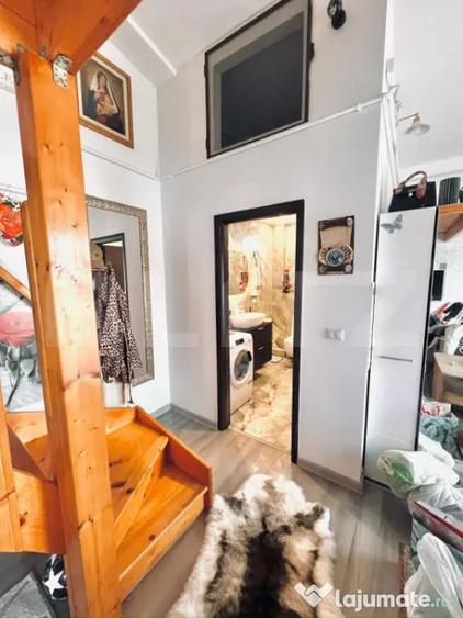 Apartament cu 2 camere semidecomandat în Valea Adâncă