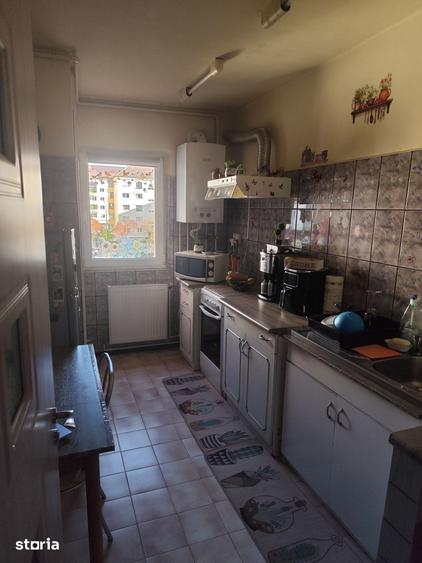Apartament cu 3 camere decomandat în Tilișca