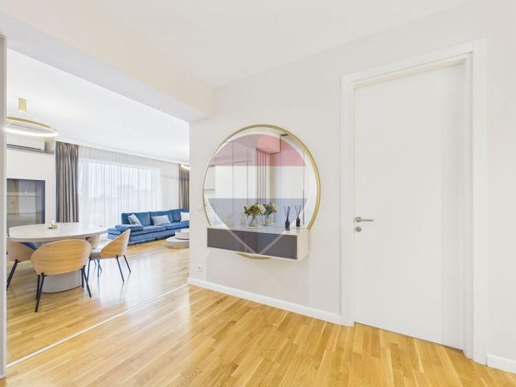 Apartament cu 4 camere decomandat, mobilat în Agronomie