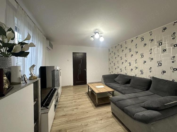 Casă cu 4 camere cu Teren 380 Mp în Traian