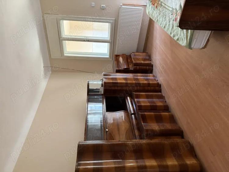Casă cu 4 camere cu Teren 2500 Mp în Glimboca