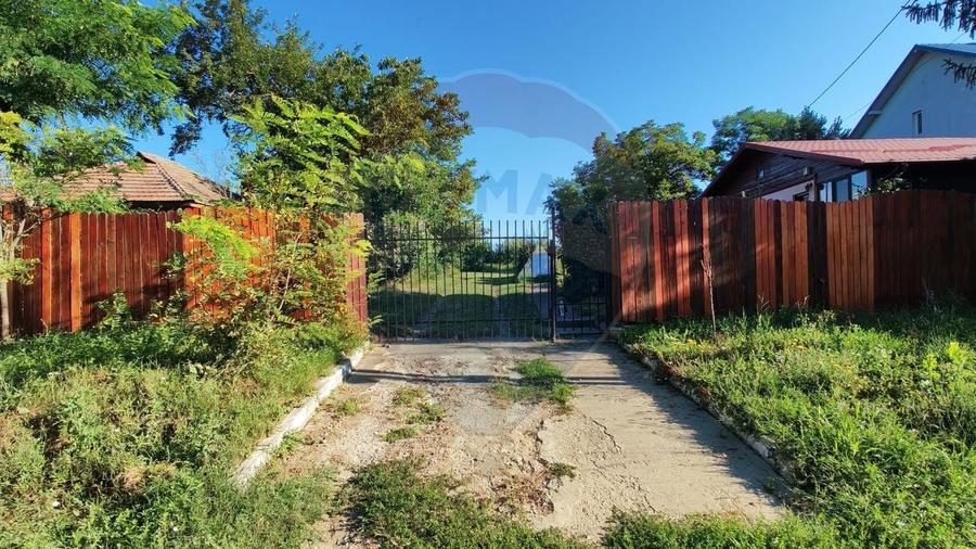 Casă individuală cu 4 camere cu Teren 1294 Mp în Snagov