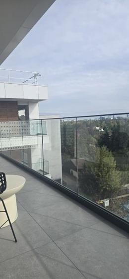 Apartament cu 2 camere semidecomandat, mobilat în Străulești