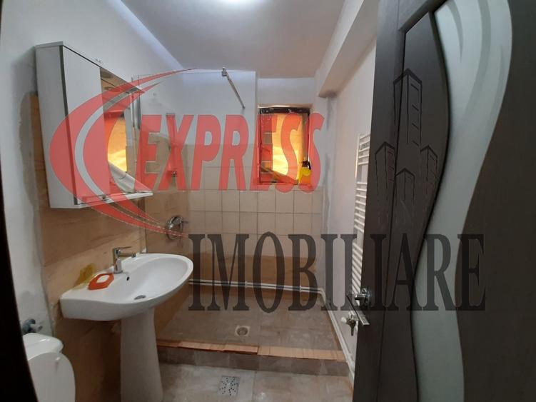 Apartament cu 2 camere semidecomandat în Titulescu