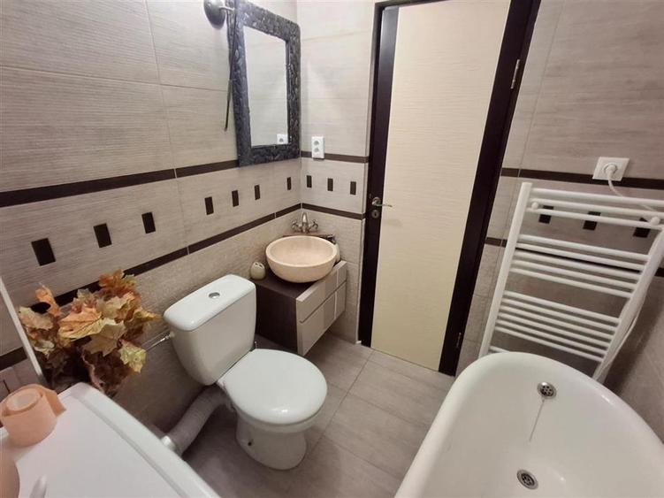 Apartament cu 2 camere semidecomandat în Turnișor