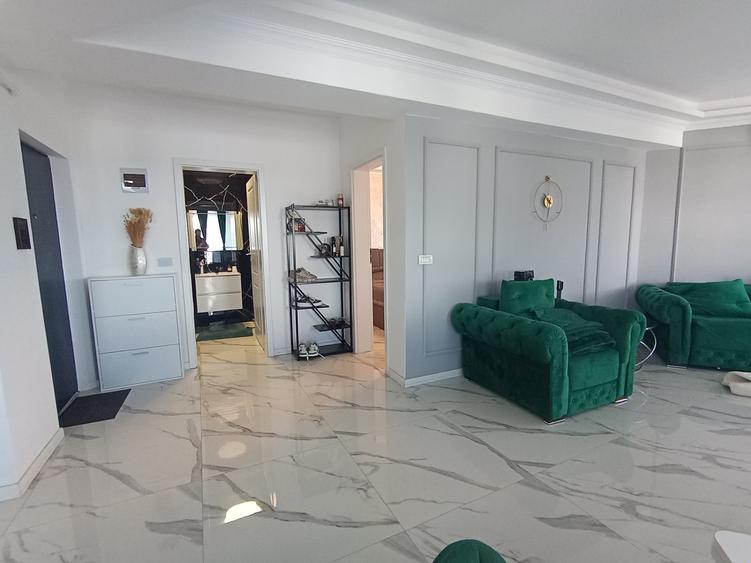 Apartament cu 2 camere semidecomandat în Nord