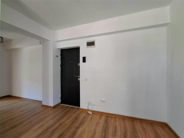 Apartament cu 2 camere decomandat în Valea Lupului