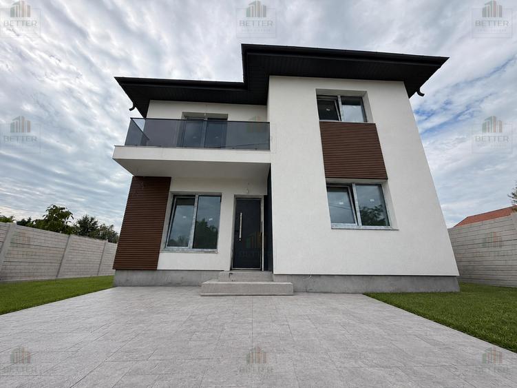 Casă individuală cu 4 camere cu Teren 338 Mp în Berceni