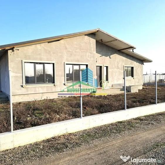 Casă cu 3 camere cu Teren 584 Mp în Obor