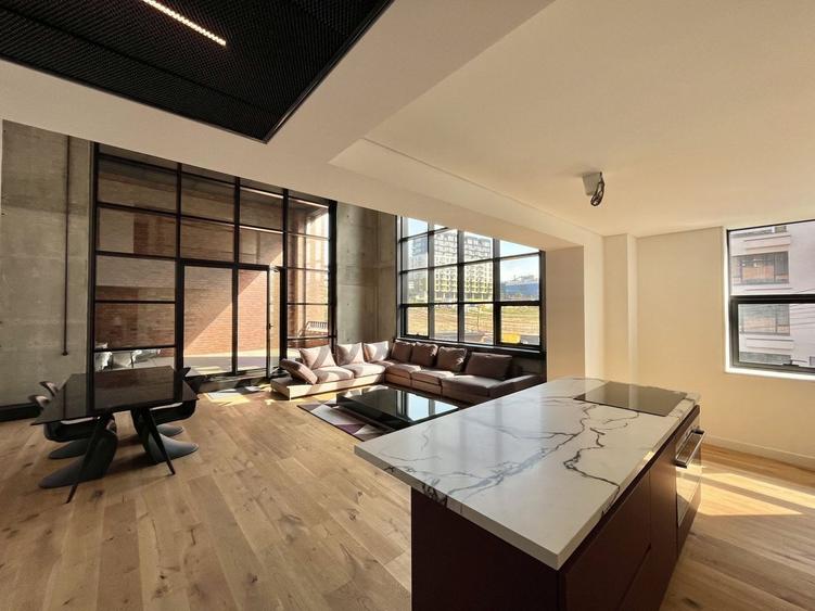 Duplex spectaculos cu 4 camere, 214 mp și terasă privată - 2