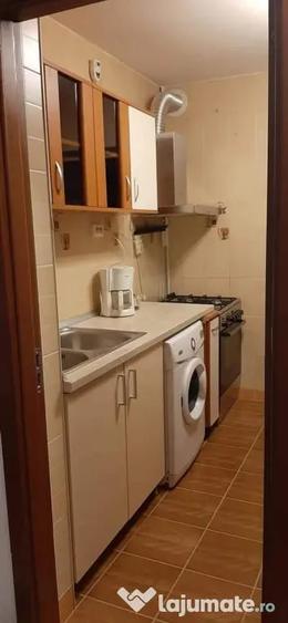 Apartament cu 2 camere decomandat în Crângași