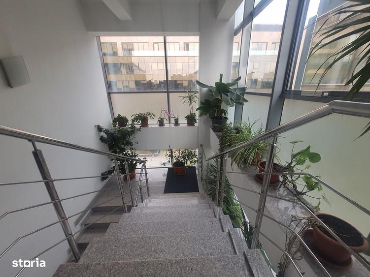 Spațiu comercial, de 130 mp, în Central