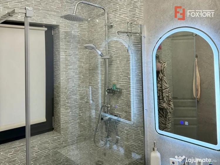 Casă cu 5 camere cu Teren 330 Mp în Dumbrăvița
