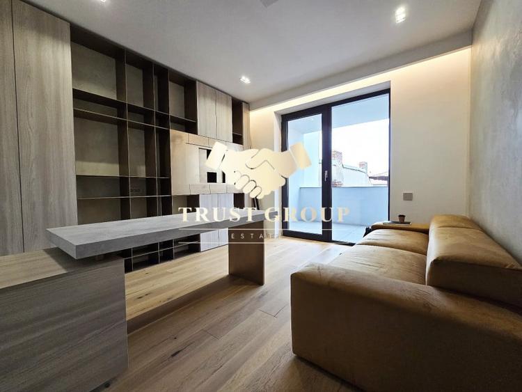 Apartament cu 4 camere decomandat în Aviatorilor