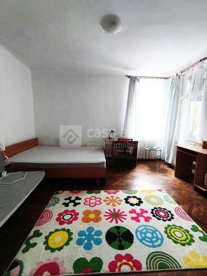 Garsonieră decomandată, mobilată în Central