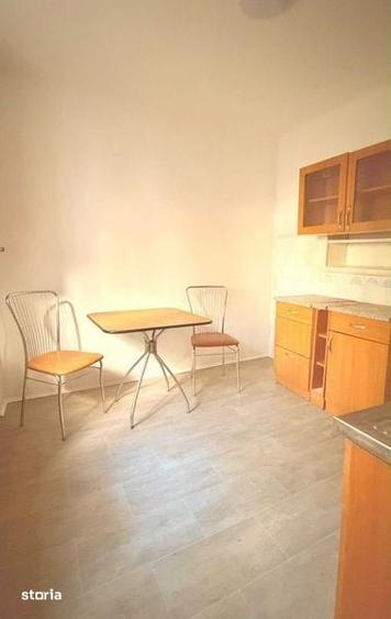 Casă cu 3 camere cu Teren 90 Mp în Domenii