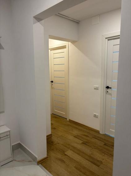 Apartament cu 2 camere decomandat în Vest