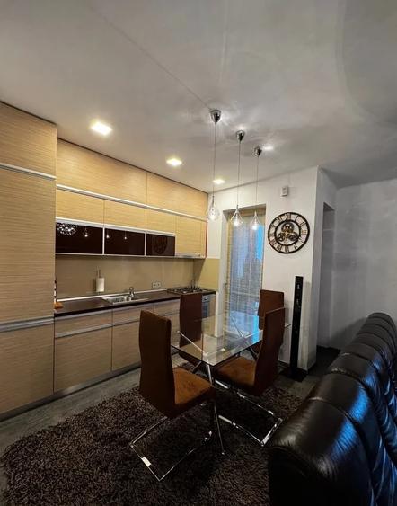 Apartament cu 2 camere semidecomandat, mobilat în Mihai Bravu
