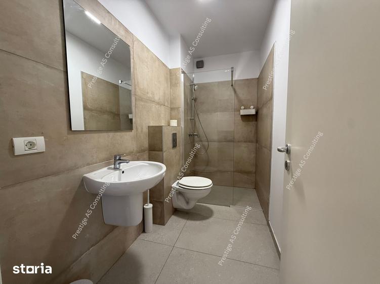 Apartament cu 3 camere în Aradului