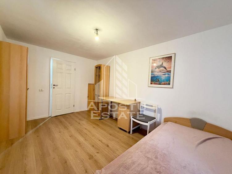 Jumatate de Duplex, 5 camere, 4 bai, PetFriendly, curte, ... - 15