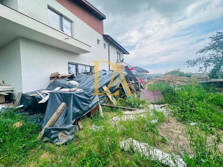 Casă cu 4 camere cu Canalizare în Bolintin-Deal