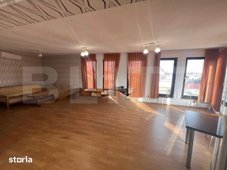 Spațiu comercial, de 84 mp, în Central