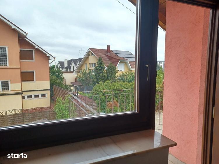 Casă cu 3 camere în Rontău