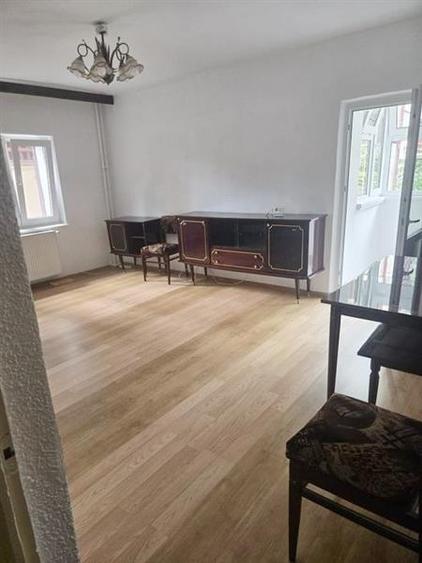 Apartament cu 2 camere decomandat, mobilat în Răcădău