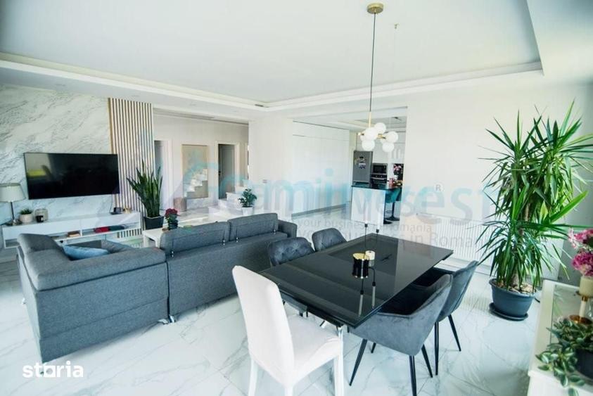 Casă cu 4 camere cu Teren 500 Mp în Central