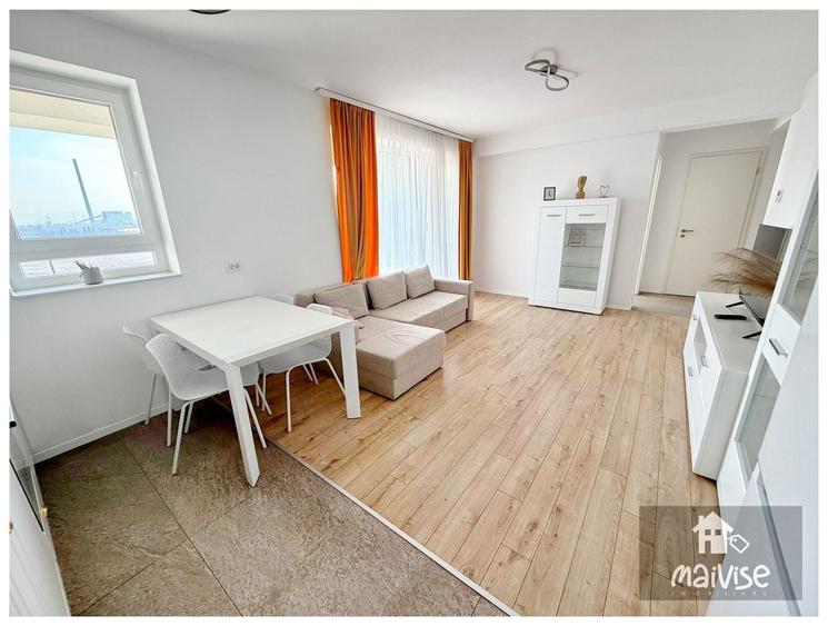 Apartament cu 2 camere decomandat, mobilat în Tractorul