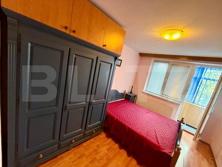 Apartament cu 2 camere semidecomandat, mobilat în Rovine