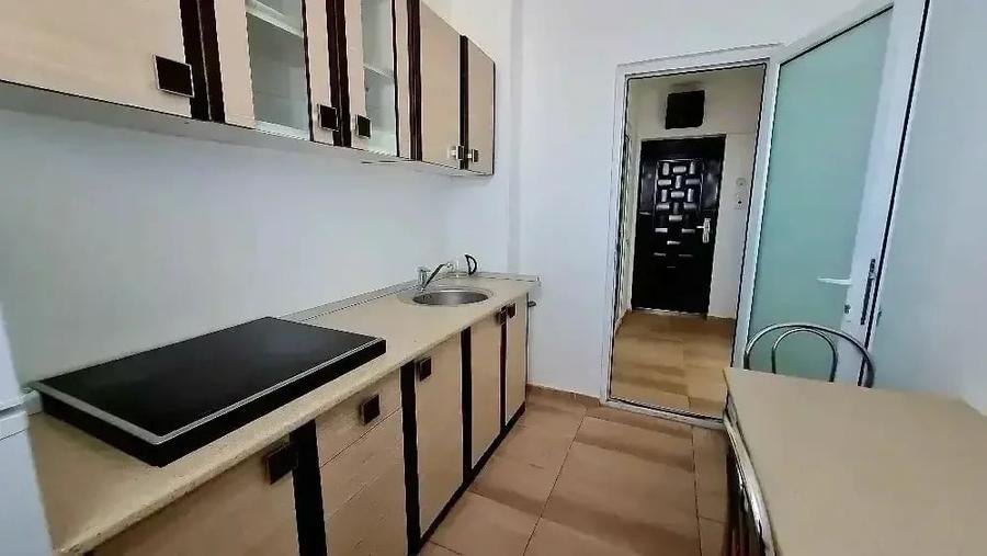 Apartament cu 2 camere decomandat în Ghencea