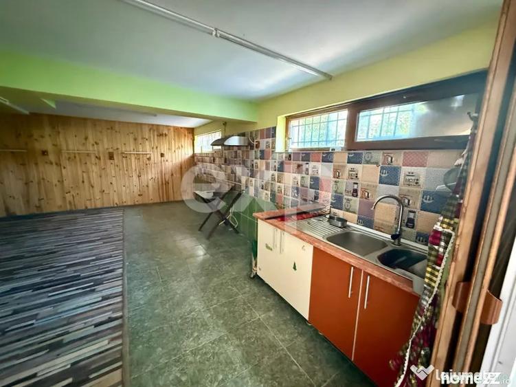 Casă cu 7 camere cu Teren 1008 Mp în Ștefănești