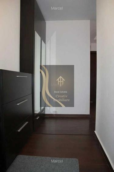 Apartament cu 3 camere semidecomandat în Herăstrău