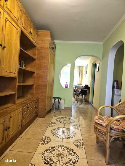 Apartament cu 4 camere decomandat în Central