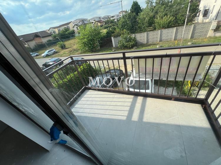 Duplex cu 4 camere cu Canalizare în Giroc