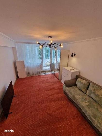 Apartament cu 2 camere decomandat, mobilat în 7 Noiembrie