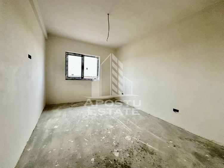 Duplex cu 5 camere cu Canalizare în Giroc