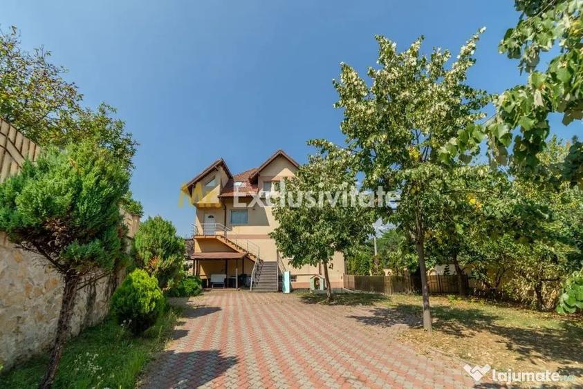 Apartament cu 6 camere decomandat în Găvana