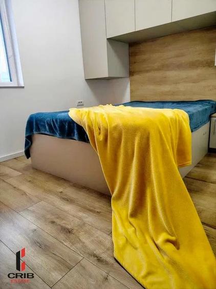 Apartament cu 2 camere semidecomandat, mobilat în Regie