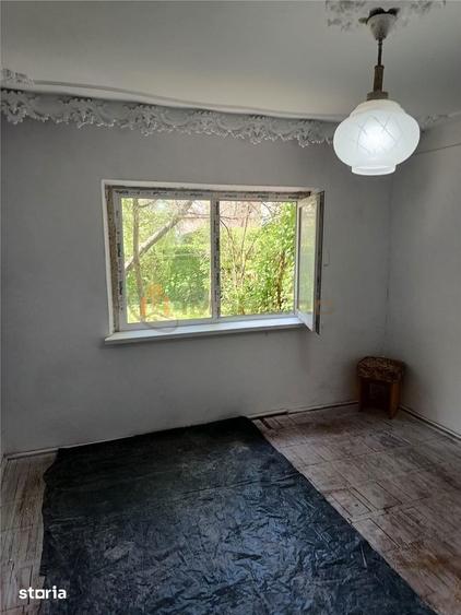 Apartament cu 2 camere decomandat în Nicolina