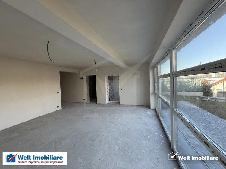 Casă individuală cu 4 camere semidecomandat cu Canalizare în Mănăștur