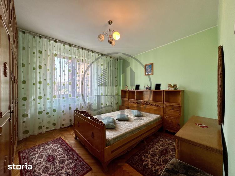 Casă cu 7 camere decomandat cu Teren 441 Mp în Coiciu
