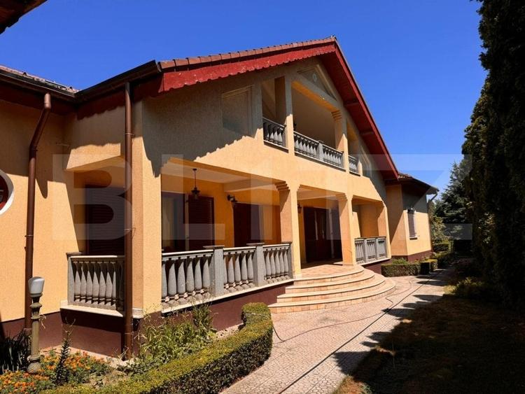 Casă individuală cu 11 camere cu Piscina în Bariera Vâlcii