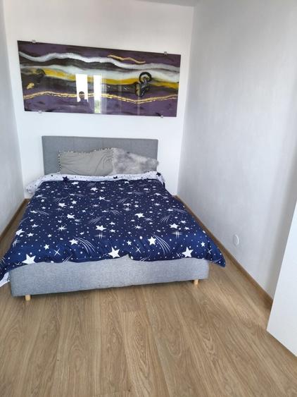 Apartament cu 2 camere semidecomandat în P-ța Doina
