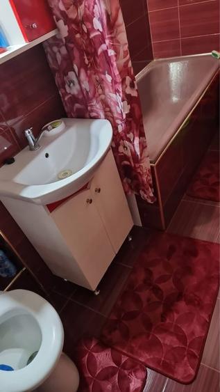 Apartament cu 3 camere decomandat în Decebal